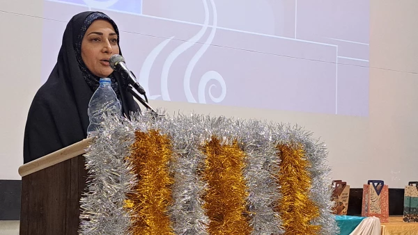 رئیس پردیس بنت الهدی صدر بوشهر: 
معلم کلید توسعه کشور است 13