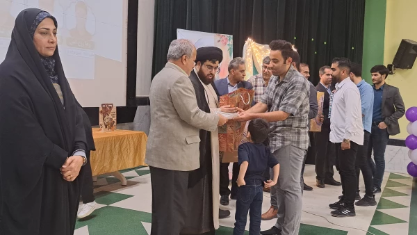 با حضور مسئولان و دانشجومعلمان برگزار شد؛
جشن باشکوه روز معلم دانشگاه فرهنگیان استان بوشهر 23