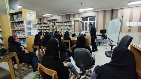 در پردیس بنت الهدی صدر دانشگاه فرهنگیان استان بوشهر برگزار شد:
کارگاه آموزشی نقد کتاب های داستان و رمان 6