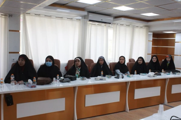 با حضور رئیس دانشگاه انجام شد؛
تقدیر از مسئولان و فعالان حوزه دانشجویی پردیس های دانشگاه فرهنگیان استان بوشهر 6