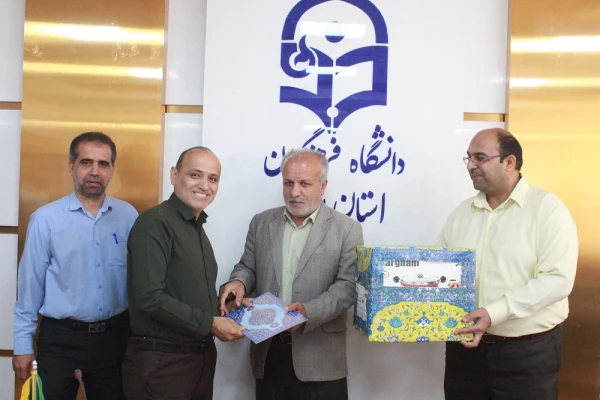 با حضور رئیس دانشگاه انجام شد؛
تقدیر از مسئولان و فعالان حوزه دانشجویی پردیس های دانشگاه فرهنگیان استان بوشهر 27