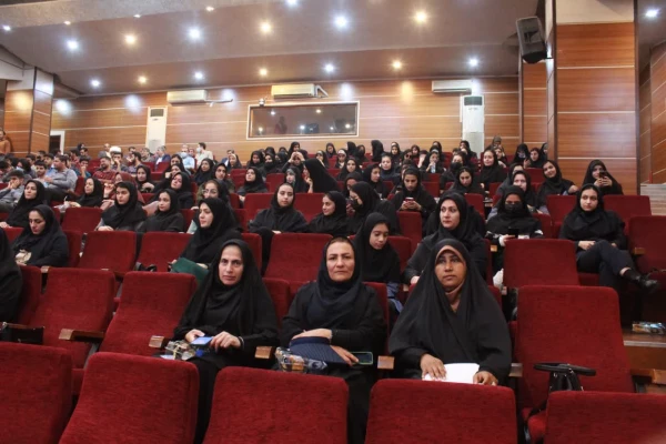 رئیس دانشگاه فرهنگیان استان بوشهر:
تمرکز و اهتمام ویژه ای بر اقامه نماز در دانشگاه داریم 6