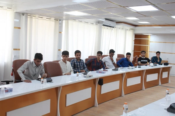 صد سال تنهایی؛
در دانشگاه فرهنگیان استان بوشهر نقد و بررسی شد 5