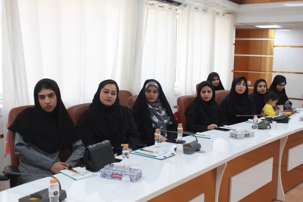 در دانشگاه فرهنگیان استان بوشهر؛
برگزیدگان علمی کانون شاهد و ایثارگر تقدیر شدند 3