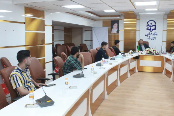 در دانشگاه فرهنگیان استان بوشهر برگزار شد:
نشست تخصصی فردوسی و زبان فارسی 8