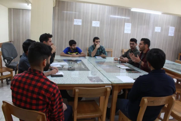 در پردیس علامه طباطبایی بوشهر برگزار شد؛
نشست هفتگی دوستداران کتاب 3