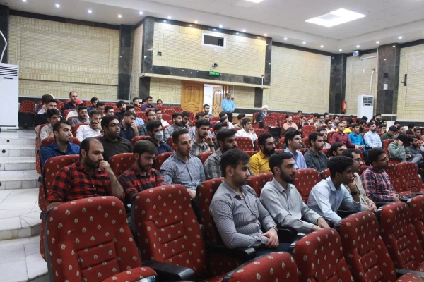 با حضور رئیس ستاد اقامه نماز استان بوشهر؛
دوره معراج در دانشگاه فرهنگیان بوشهر برگزار شد 11