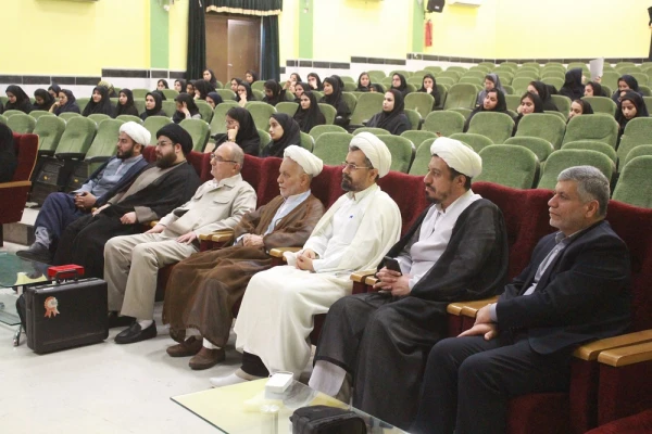 با حضور رئیس ستاد اقامه نماز استان بوشهر برگزار شد:
طرح معراج ویژه دانشجومعلمان دختر پردیس بنت الهدی صدر  3