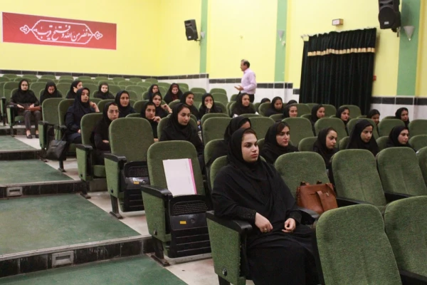 با حضور رئیس ستاد اقامه نماز استان بوشهر برگزار شد:
طرح معراج ویژه دانشجومعلمان دختر پردیس بنت الهدی صدر  9