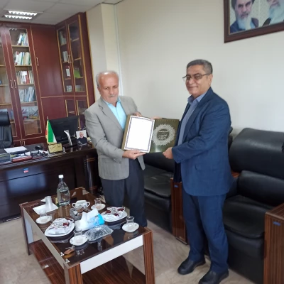 در هفته جهاد کشاورزی انجام شد:
دیدار و گفتگو رئیس دانشگاه فرهنگیان با مدیرکل جهاد کشاورزی استان بوشهر 2