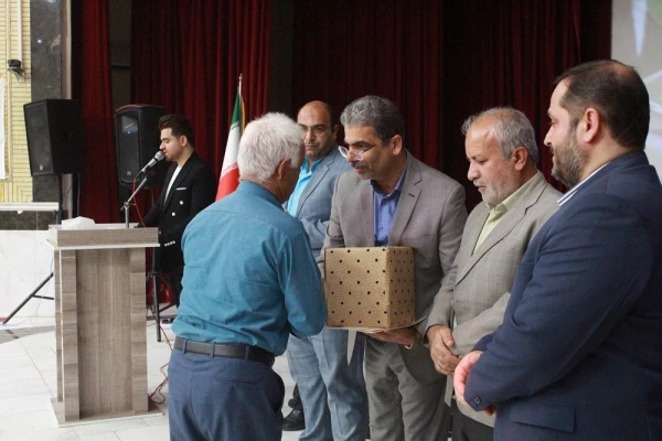 برای نخستین در میان دانشگاه های فرهنگیان سراسر کشور؛
نماهنگ کلاس زندگی در بوشهر رونمایی شد 13