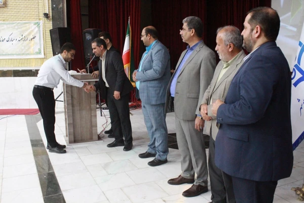 برای نخستین در میان دانشگاه های فرهنگیان سراسر کشور؛
نماهنگ کلاس زندگی در بوشهر رونمایی شد 14