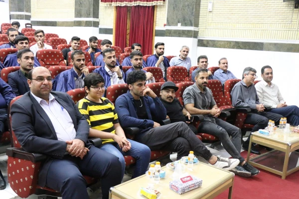 در دانشگاه فرهنگیان استان بوشهر؛
جشن باشکوه دانش آموختگی 205 دانشجومعلم پردیس علامه طباطبایی برگزار شد 5