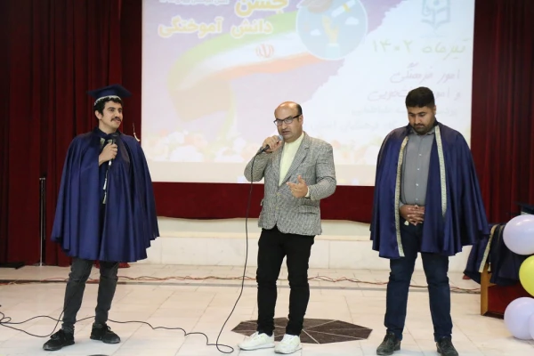 در دانشگاه فرهنگیان استان بوشهر؛
جشن باشکوه دانش آموختگی 205 دانشجومعلم پردیس علامه طباطبایی برگزار شد 18