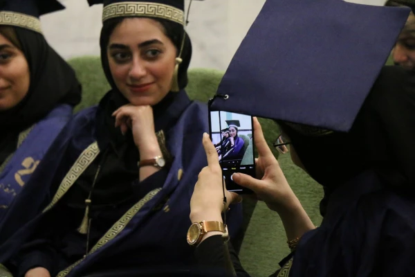 همزمان با عید غدیر؛
جشن بزرگ دانش آموختگی 171 ورودی 98 پردیس بنت الهدی صدر 9