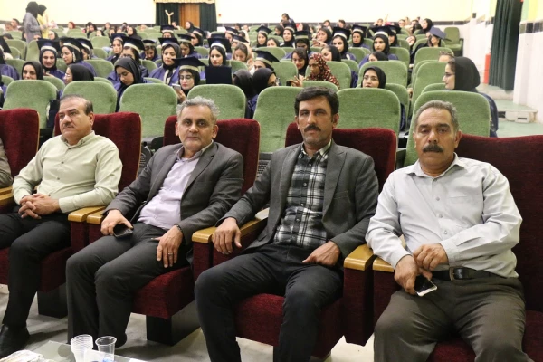 همزمان با عید غدیر؛
جشن بزرگ دانش آموختگی 171 ورودی 98 پردیس بنت الهدی صدر 10