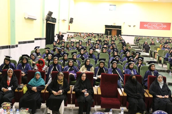همزمان با عید غدیر؛
جشن بزرگ دانش آموختگی 171 ورودی 98 پردیس بنت الهدی صدر 11