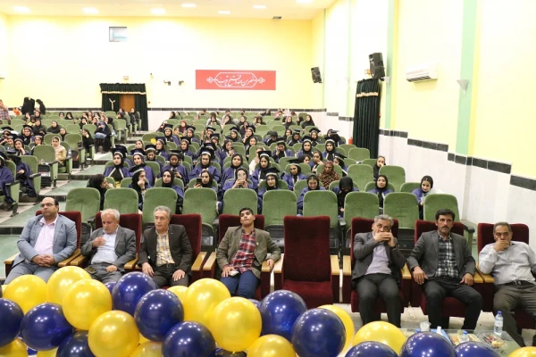 همزمان با عید غدیر؛
جشن بزرگ دانش آموختگی 171 ورودی 98 پردیس بنت الهدی صدر 12