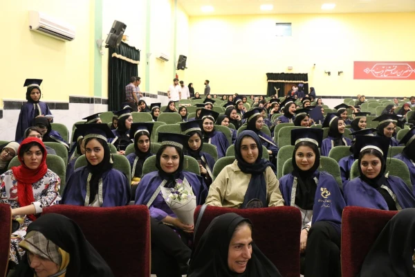 همزمان با عید غدیر؛
جشن بزرگ دانش آموختگی 171 ورودی 98 پردیس بنت الهدی صدر 32