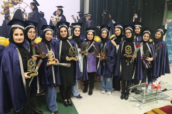 همزمان با عید غدیر؛
جشن بزرگ دانش آموختگی 171 ورودی 98 پردیس بنت الهدی صدر 30