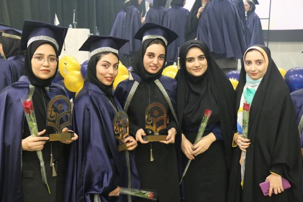 همزمان با عید غدیر؛
جشن بزرگ دانش آموختگی 171 ورودی 98 پردیس بنت الهدی صدر 31