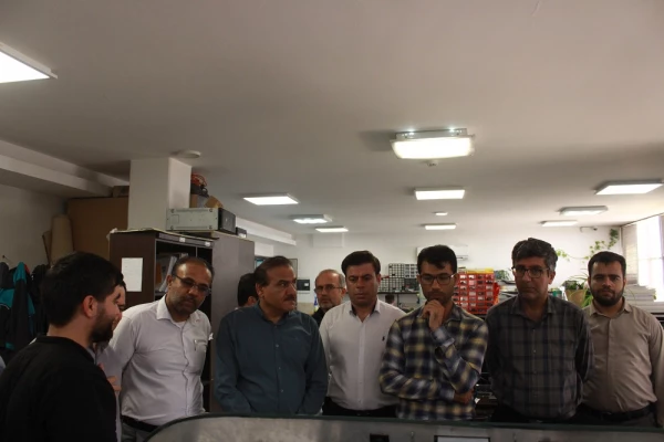 رئیس دانشگاه فرهنگیان استان بوشهر؛
بازدید ۴ ساعته اساتید و کارکنان دانشگاه از مجتمع غنی سازی شهید احمدی روشن نطنز 8