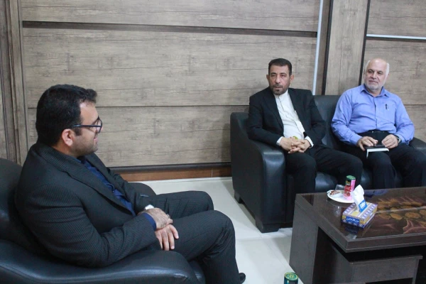 معاون سیاسی، امنیتی و اجتماعی استانداری بوشهر:
دانشگاه فرهنگیان استان بوشهر حمایت می شود 7