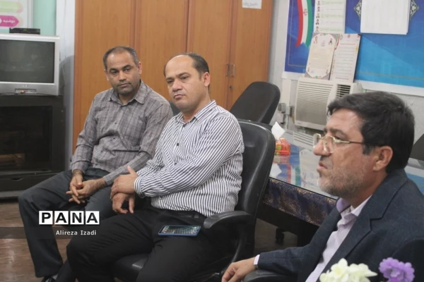 رئیس دانشگاه فرهنگیان استان بوشهر عنوان کرد
راه اندازی ٢ رشته جدید در دانشگاه فرهنگیان استان بوشهر/فیلم 24