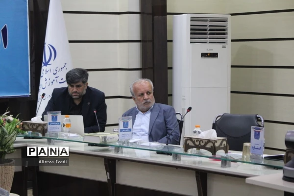 رئیس دانشگاه فرهنگیان استان بوشهر:
وظیفه دانشگاه، تربیت معلم در تراز نظام جمهوری اسلامی است 4