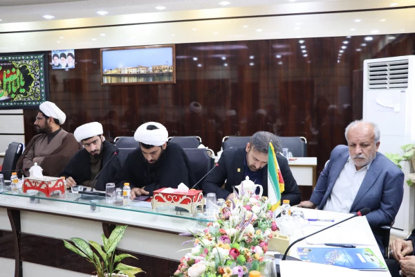 با حضور رئیس دانشگاه فرهنگیان استان بوشهر؛
امضای تفاهم نامه چندجانبه توانمندسازی نیروهای شاغل آموزش و پرورش استان  5