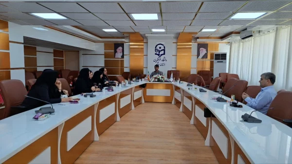 
نشست گروه آموزشی زبان انگلیسی دانشگاه فرهنگیان استان بوشهر برگزار شد 4