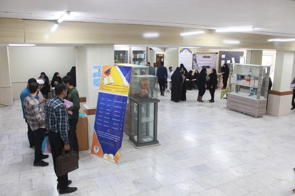 در دانشگاه فرهنگیان استان بوشهر:
ثبت نام حضوری از 134 مهارت آموزان رشته آموزش ابتدایی آغاز شد 3