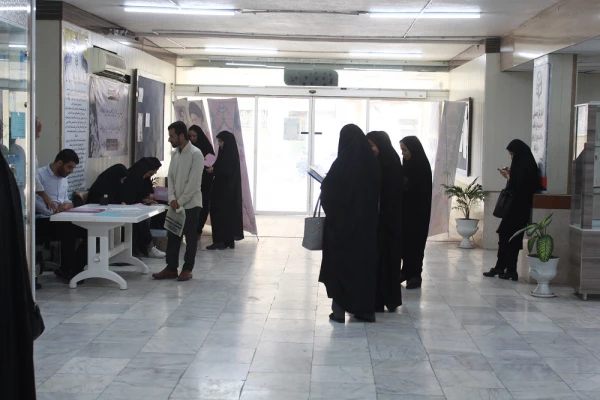 در دانشگاه فرهنگیان استان بوشهر:
ثبت نام حضوری از 134 مهارت آموزان رشته آموزش ابتدایی آغاز شد 5