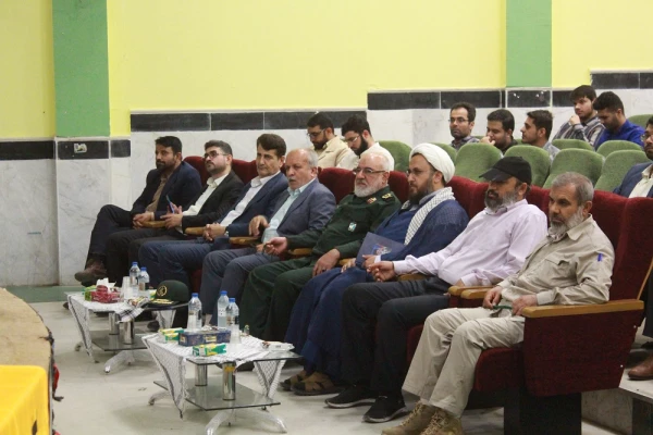 مشاور و دستیار ویژه معاون هماهنگ کننده سپاه:
در تقابل با آمریکا ما پیروز میدانیم 13