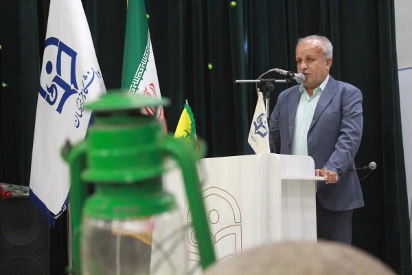 مشاور و دستیار ویژه معاون هماهنگ کننده سپاه:
در تقابل با آمریکا ما پیروز میدانیم 14