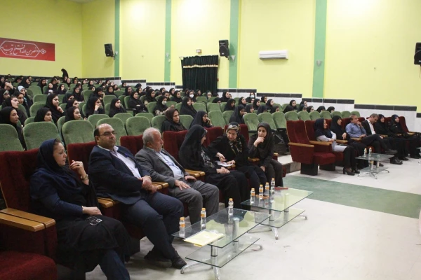 در پردیس بنت الهدی صدر برگزار شد؛
نشست مسئول هسته گزینش اداره کل آموزش و پرورش استان بوشهر با دانشجومعلمان 3