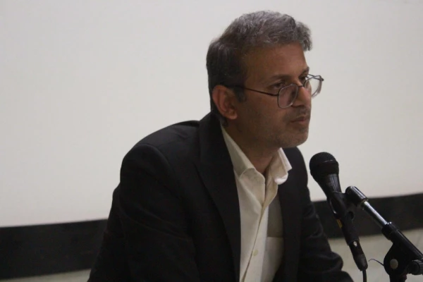 در پردیس بنت الهدی صدر برگزار شد؛
نشست مسئول هسته گزینش اداره کل آموزش و پرورش استان بوشهر با دانشجومعلمان 12