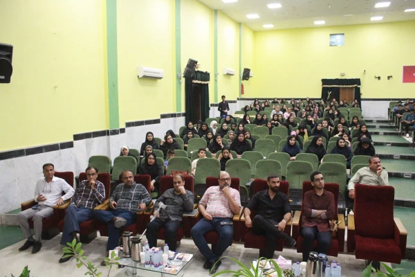 با حضور چهره های ادبی مطرح استان؛
همایش تخصصی نیاز جامعه به حافظ در دانشگاه فرهنگیان استان بوشهر برگزار شد 6