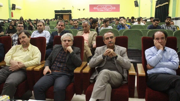 با حضور چهره های ادبی مطرح استان؛
همایش تخصصی نیاز جامعه به حافظ در دانشگاه فرهنگیان استان بوشهر برگزار شد 10