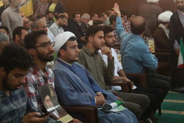 با حضور باشکوه مسئولان، کارکنان، اساتید و دانشجومعلمان دانشگاه فرهنگیان استان بوشهر؛
راهپیمایی 13 آبان در بوشهر برگزار شد 3