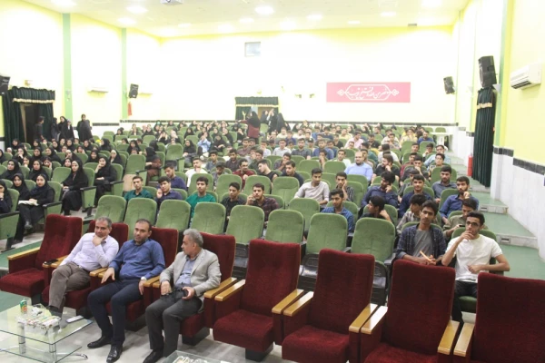 
در دانشگاه فرهنگیان استان بوشهر؛
شب نیمایوشیج برگزار شد 2