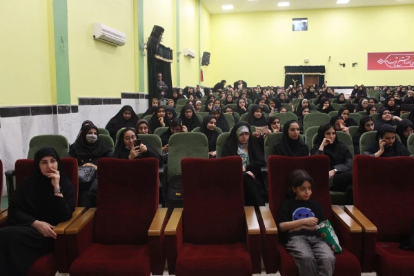 
در دانشگاه فرهنگیان استان بوشهر؛
شب نیمایوشیج برگزار شد 9