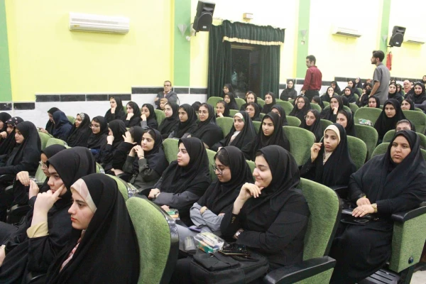 
در دانشگاه فرهنگیان استان بوشهر؛
شب نیمایوشیج برگزار شد 12