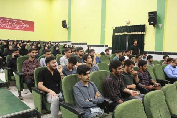 
در دانشگاه فرهنگیان استان بوشهر؛
شب نیمایوشیج برگزار شد 2