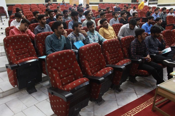 در پردیس علامه طباطبایی بوشهر؛
کارگاه آشنایی با قوانین و مقررات آموزشی برگزار شد 3