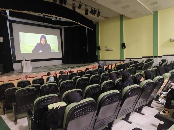 در دانشگاه فرهنگیان استان بوشهر برگزار شد؛
اکران فیلم های جشنواره بین المللی فیلم رشد 5