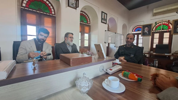 با حضور در دفتر مدیرکل حفظ آثار و نشر ارزش های دفاع مقدس استان بوشهر؛دیدار و گفتگو مدیرکل امور شاهد و ایثارگران دانشگاه فرهنگیان با مدیرکل حفظ آثار و نشر ارزش های دفاع مقدس استان بوشهر 
 4