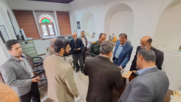 با حضور در دفتر مدیرکل حفظ آثار و نشر ارزش های دفاع مقدس استان بوشهر؛دیدار و گفتگو مدیرکل امور شاهد و ایثارگران دانشگاه فرهنگیان با مدیرکل حفظ آثار و نشر ارزش های دفاع مقدس استان بوشهر 
 13