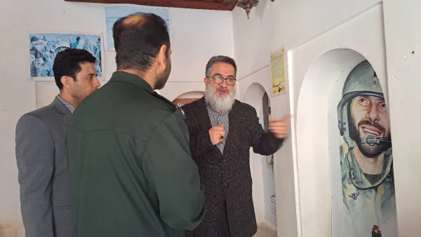 با حضور در دفتر مدیرکل حفظ آثار و نشر ارزش های دفاع مقدس استان بوشهر؛دیدار و گفتگو مدیرکل امور شاهد و ایثارگران دانشگاه فرهنگیان با مدیرکل حفظ آثار و نشر ارزش های دفاع مقدس استان بوشهر 
 14