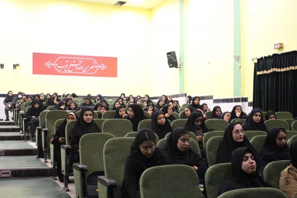 با حضور مدیرکل امور بانوان و خانواده استانداری بوشهر؛
آئین بزرگداشت روز دانشجو در پردیس بنت الهدی صدر برگزار شد 13